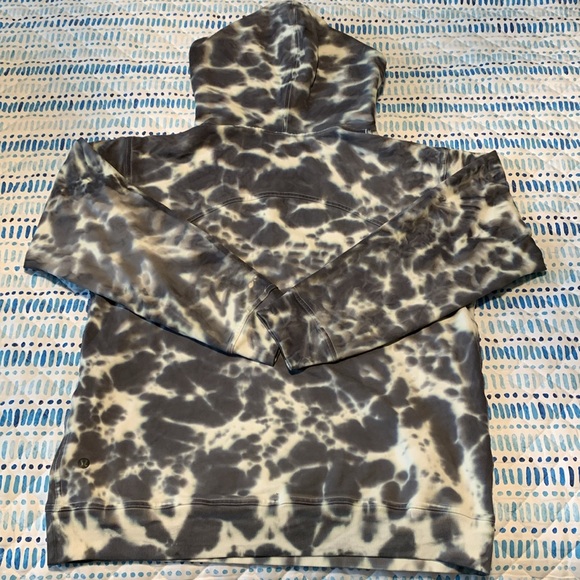 Lululemon All Yours Hoodie Tie Dye - Picture 4 of 6